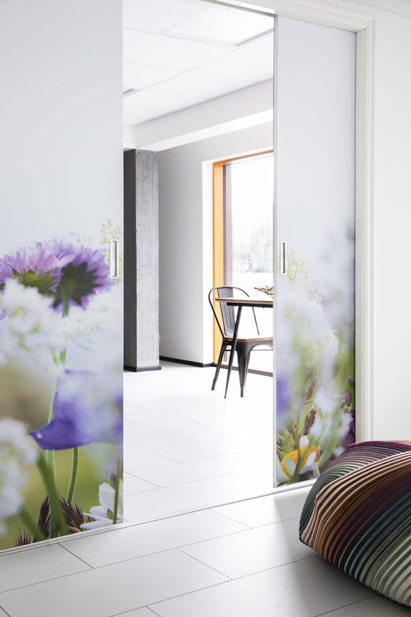 Liune taide by Nina Kellokoski pariovi kukkaketo Liune taide by Nina Kellokoski pariovi kukkaketo